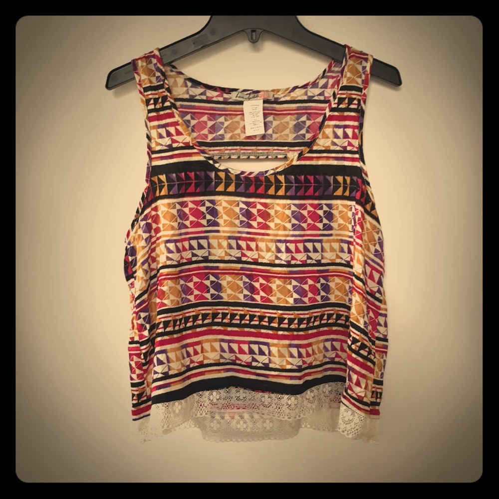 NWOT Love Squared Cropped Tank Top Size Medium